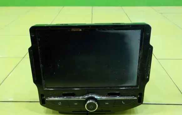 Opel Corsa E Radio/CD/DVD/GPS head unit 555343750