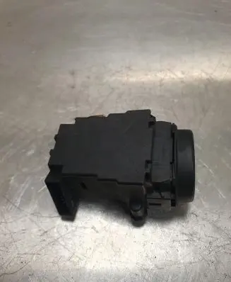 BMW 5 E60 E61 Ignition lock 10862510