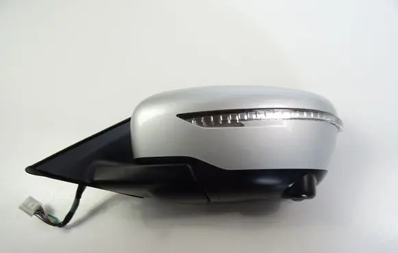 Nissan X-Trail T32 Front door electric wing mirror 