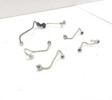 Nissan NV400 Fuel injector supply line/pipe 8200848296