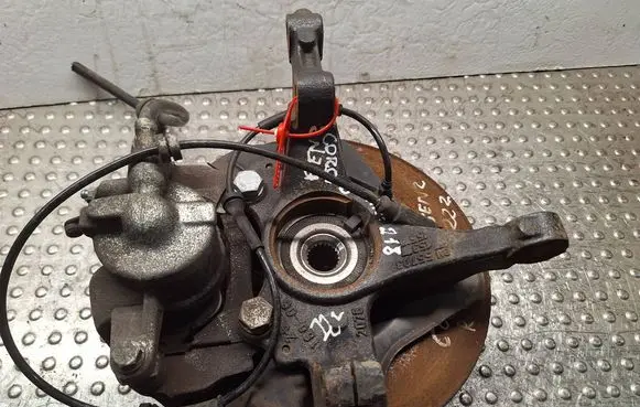 Opel Corsa D Front wheel hub spindle knuckle S25056218 55703153