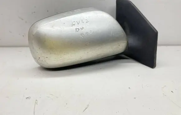 Toyota Avensis T250 Manual wing mirror 87901-05190