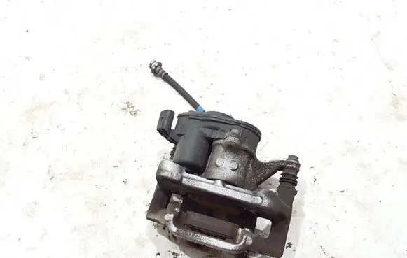 Nissan Qashqai J12 Rear brake caliper 440016RA0B