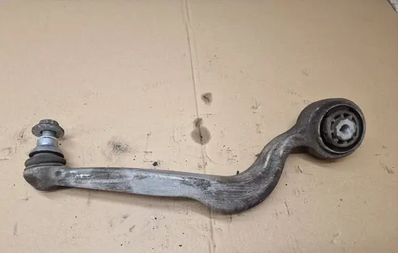 Mercedes-Benz GLC X253 C253 Front lower control arm/wishbone 2130200