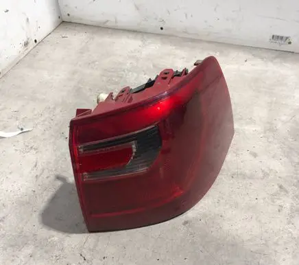 Seat Alhambra (Mk2) Rear/tail lights 7N5945096H