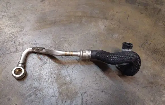 Audi A6 S6 C5 4B Engine coolant pipe/hose 078121597f