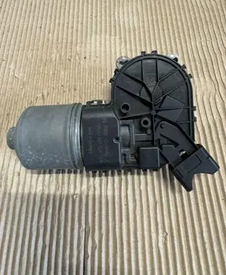 Peugeot Partner Front wiper linkage and motor 0390241621