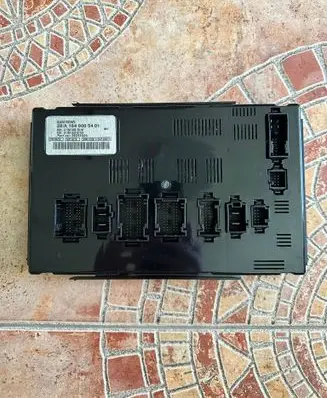 Mercedes-Benz ML W164 SAM control unit A1649005401 A1649025700 A1645457516