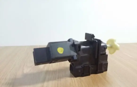 Mazda CX-7 Brake pedal sensor switch GJ6E