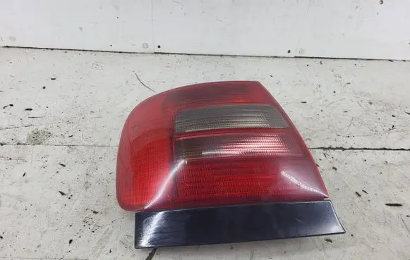 Audi A4 S4 B5 8D Rear/tail lights 8D0945095D