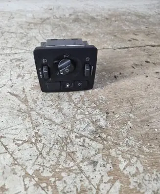 Light switch