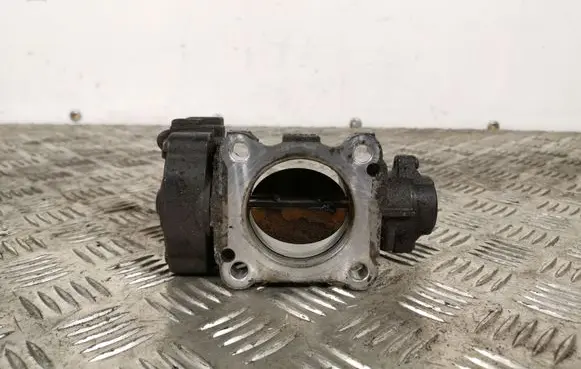 Toyota RAV 4 (XA30) Electric throttle body valve 1923002010