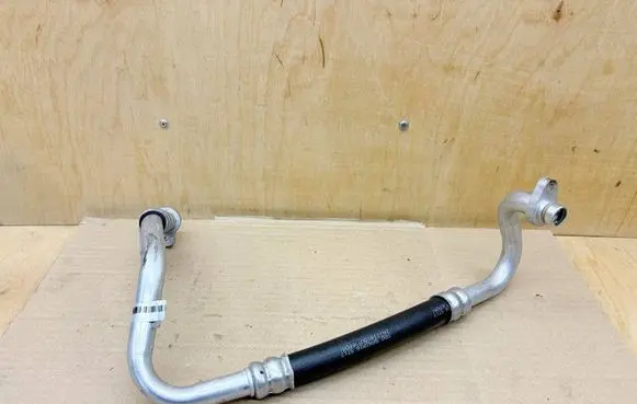 Renault Captur Air conditioning (A/C) pipe/hose 924803929R