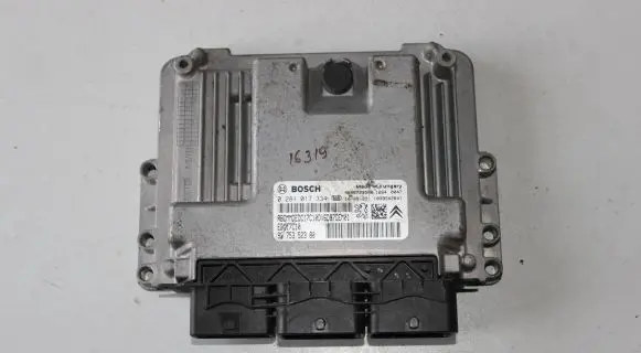Citroen C4 II Engine control unit/module 9666729580 9675352380 0281017334