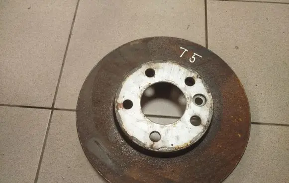 Volkswagen Transporter - Caravelle T5 Front brake disc