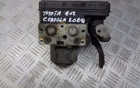 Toyota Corolla Verso E121 ABS Pump 44510-13070