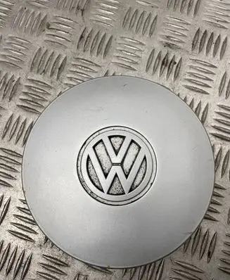 Volkswagen Golf III Original wheel cap 1H0601149H