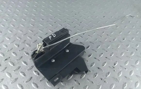Dacia Sandero III Front door lock 805028269R