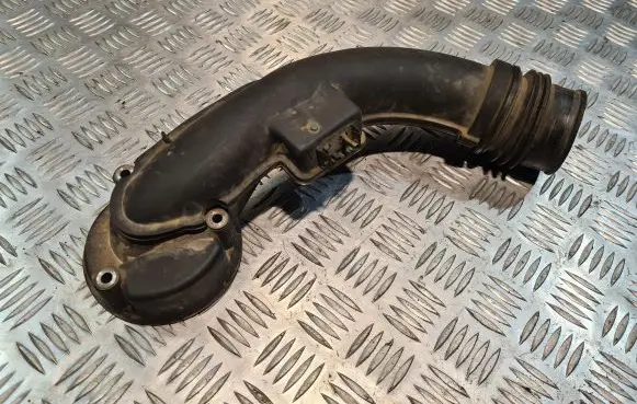 Renault Laguna I Air intake duct part 7700859177