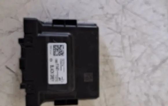 Opel Ampera- E Comfort/convenience module 13521141 F00HJ01845 8370600000000X