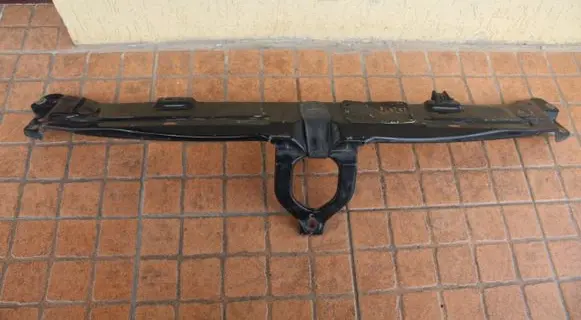 Mercedes-Benz E W210 Radiator support slam panel 