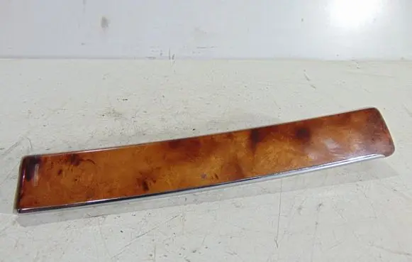 Mercedes-Benz E W211 Other dashboard part A2116800371