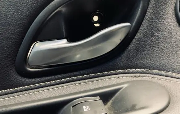Renault Espace - Grand espace IV Rear door interior handle 8200000723