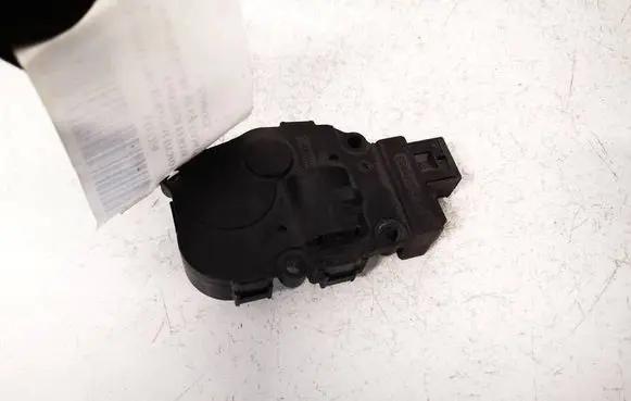 Jaguar XF Air flap motor/actuator 412650750