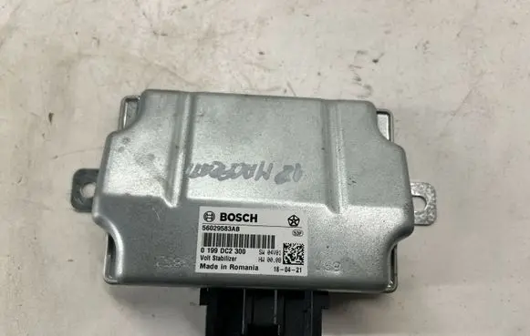 Maserati Ghibli Current control relay 56029583AB