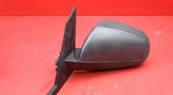 Mitsubishi Colt Front door electric wing mirror 024259
