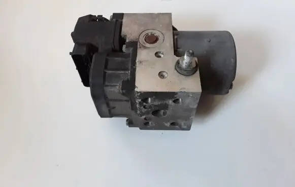KIA Sorento ABS Pump 589103E310BL