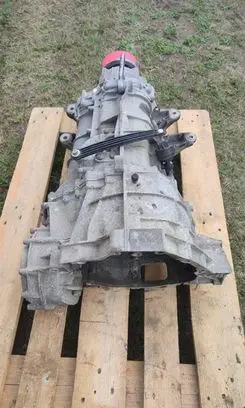 Audi A5 8T 8F Manual 6 speed gearbox LRY