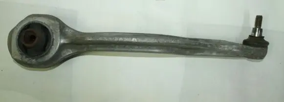 Mercedes-Benz S W221 Front lower control arm/wishbone A2213331805