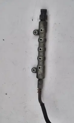 Toyota Verso Fuel distributor 
