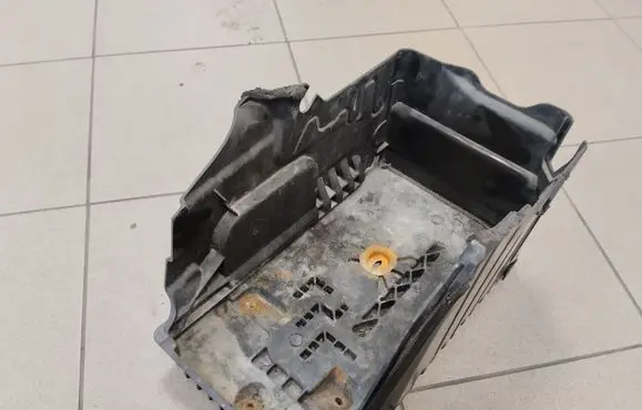 Volvo S80 Battery box tray 30683987 6G9N10757AD