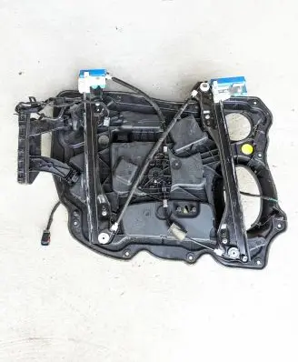 Chrysler Pacifica Front window lifting mechanism without motor 3040319
