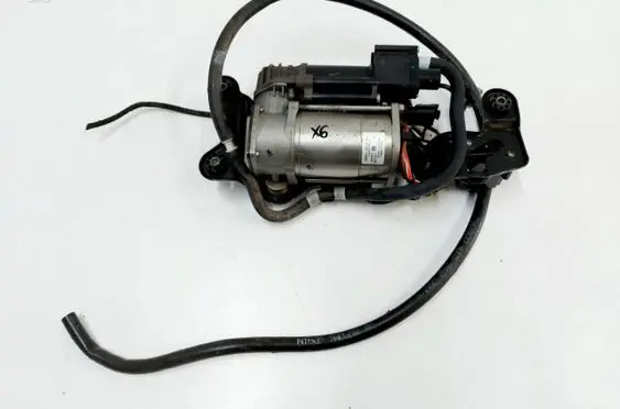 BMW X6 F16 Air suspension compressor/pump 6875177