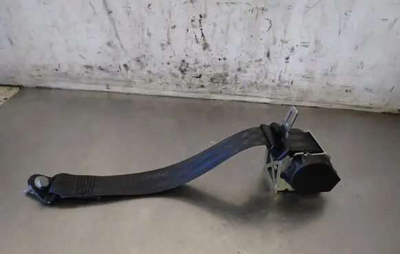 Peugeot 301 Middle seatbelt (rear) 96757050XY