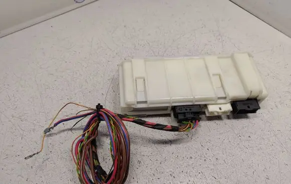 Tailgate/trunk control unit/module