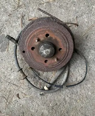 Fiat Panda II Rear wheel hub