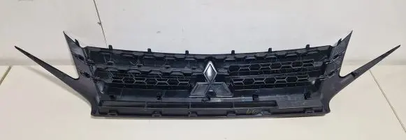 Mitsubishi Space Star Front bumper upper radiator grill 7450B351 7450B352