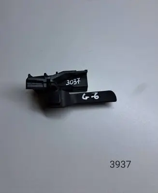 Volkswagen Golf VI Engine bonnet (hood) release handle 1J1823533C