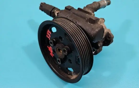 Volkswagen Golf IV Power steering pump 1J0422154E IMPRK1485389
