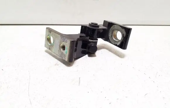 Skoda Superb B6 (3T) Front door upper hinge 5N0831402