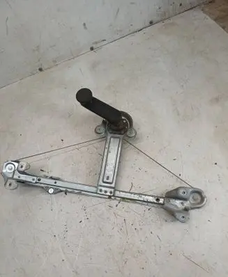 Opel Astra H Rear door manual window regulator 13100420 H1037001S1