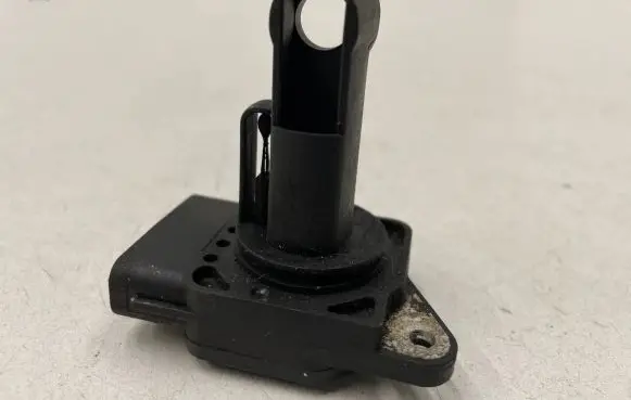 Toyota Corolla Verso AR10 Mass air flow meter MB1974003070 0505021