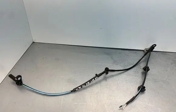 Suzuki SX4 S-Cross ABS brake wheel speed sensor 181018