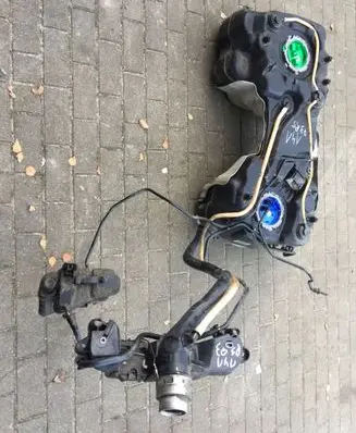 Audi RS Q3 Fuel tank 