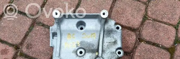 Iveco Daily 6th gen A/C compressor mount bracket 5801370464