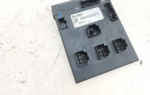 Volkswagen Touareg II Central body control module 4H0907063K 14012002 4H0907063C